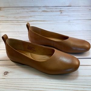 Born Becca leather flats 6